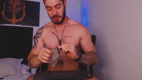 drake_cole11 online show from 12/08/24, 02:41