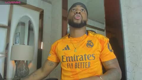 ---Drake--- online show from 12/04/25, 03:32