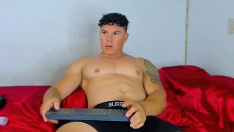 drake_xion1 online show from 01/28/25, 12:36