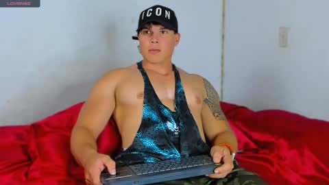 drake_xion1 online show from 02/01/25, 01:55