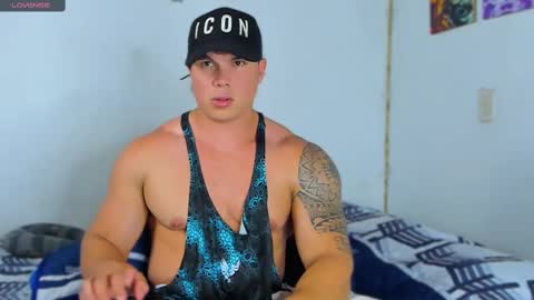 drake_xion1 online show from 02/20/25, 04:28