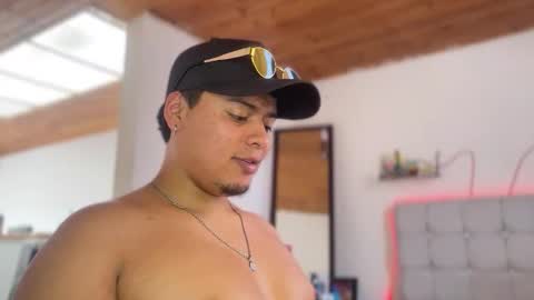 Snapshot of drakenn_ chatting on 02/11/26, 06:02 drakeeee online show from 02/11/26, 06:02