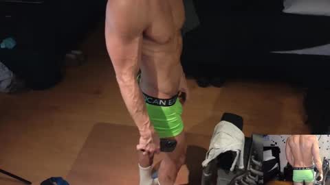 Snapshot of drakeoc chatting on 12/14/24, 02:34 drakeoc online show from 12/14/24, 02:34