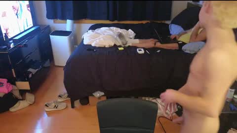 Snapshot of drakeoc chatting on 02/12/25, 06:40 drakeoc online show from 02/12/25, 06:40