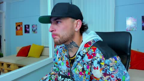 Snapshot of drako_lamar chatting on 01/09/25, 12:19 Drako online show from 01/09/25, 12:19