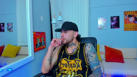 Snapshot of drako_lamar chatting on 01/09/25, 03:23 Drako online show from 01/09/25, 03:23
