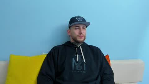 Snapshot of drako_lamar chatting on 01/25/25, 12:16 Drako online show from 01/25/25, 12:16