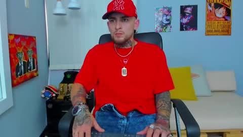 Snapshot of drako_lamar chatting on 02/22/25, 06:41 Drako online show from 02/22/25, 06:41