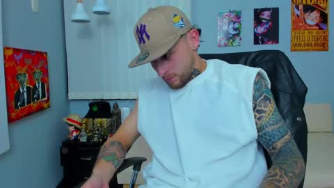 Snapshot of drako_lamar chatting on 03/01/25, 02:48 Drako online show from 03/01/25, 02:48