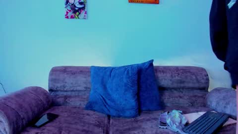 Snapshot of drako_lamar chatting on 10/30/25, 04:08 Drako online show from 10/30/25, 04:08