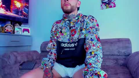 Snapshot of drako_lamar chatting on 11/05/25, 01:33 Drako online show from 11/05/25, 01:33