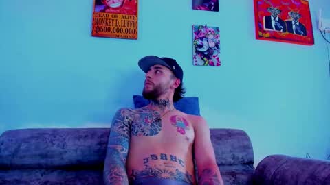 Snapshot of drako_lamar chatting on 11/22/25, 05:23 Drako online show from 11/22/25, 05:23