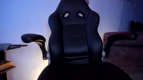 Snapshot of drako_lamar chatting on 01/12/26, 03:12 Drako online show from 01/12/26, 03:12