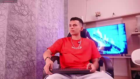 Snapshot of drakostone chatting on 04/17/26, 08:34 Drako online show from 04/17/26, 08:34