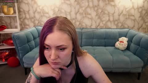 Snapshot of dramaquenn chatting on 02/24/26, 06:55 Lina online show from 02/24/26, 06:55