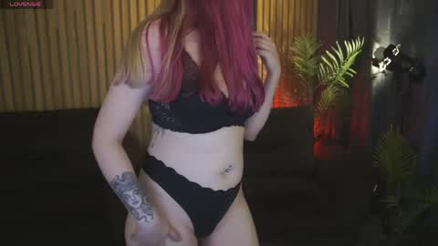 Lina online show from 05/14/26, 06:09