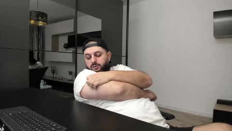 DravenPeak online show from 10/28/25, 11:29