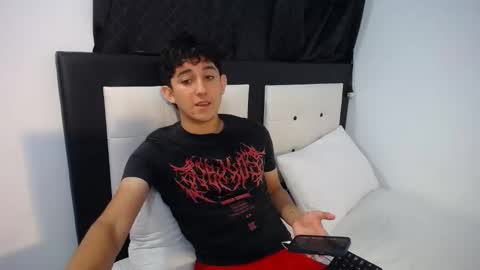 -- nicolle and jhon -- online show from 02/14/26, 05:04