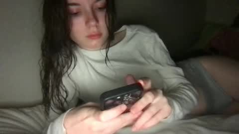 Snapshot of dream1girl_ chatting on 01/28/25, 05:54 ur dream girl online show from 01/28/25, 05:54