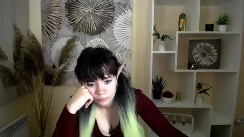 Snapshot of dream_caster_ chatting on 10/08/25, 10:13 dream caster online show from 10/08/25, 10:13