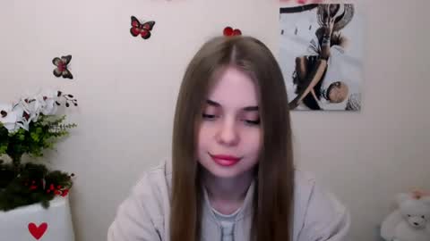Mari online show from 05/04/26, 05:25