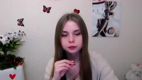 Mari online show from 05/05/26, 07:16