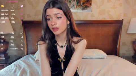 Hi Im Monika Welcome to my room online show from 11/14/25, 10:03