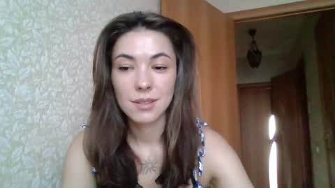 Snapshot of dream_petal_ chatting on 04/06/26, 12:06 dream_petal_ online show from 04/06/26, 12:06