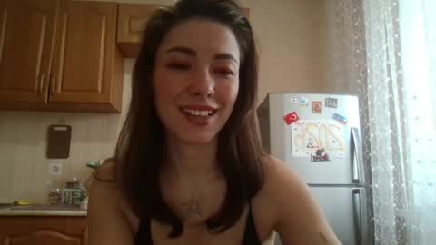 Snapshot of dream_petal_ chatting on 04/25/26, 09:23 dream_petal_ online show from 04/25/26, 09:23