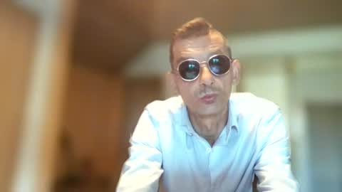 Dreambob online show from 06/15/26, 05:04