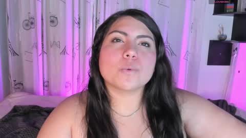 Snapshot of dreamboo_ chatting on 02/03/26, 06:22 Cami Daza online show from 02/03/26, 06:22