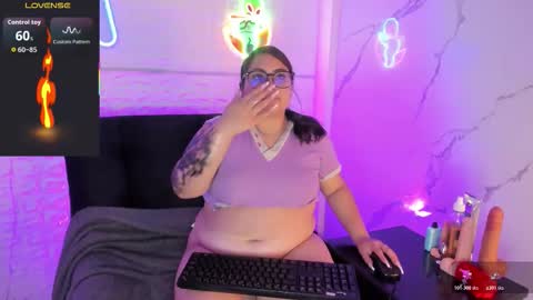 Snapshot of dreamboo_ chatting on 03/02/26, 11:28 Cami Daza online show from 03/02/26, 11:28