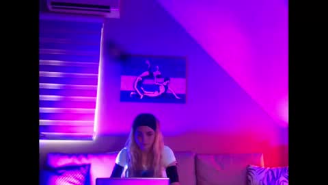 A girl online show from 02/26/25, 07:53