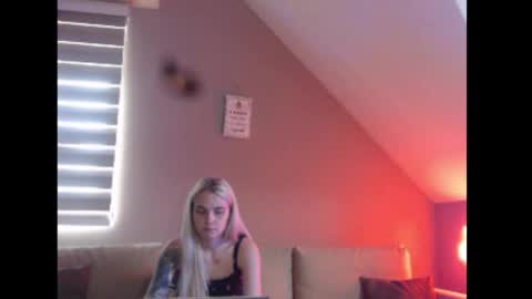 Snapshot of dreamcatcherfantasy chatting on 06/05/26, 07:58 A girl online show from 06/05/26, 07:58