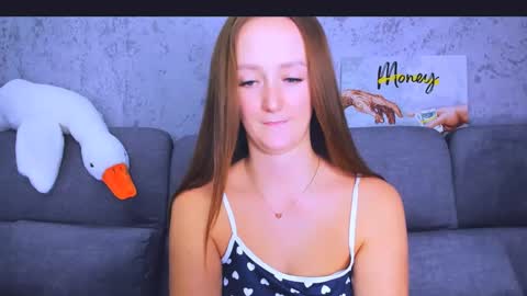 Snapshot of dreamesoul chatting on 02/04/25, 06:04 dreamesoul online show from 02/04/25, 06:04