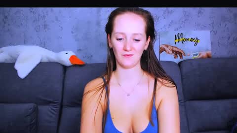 Snapshot of dreamesoul chatting on 03/10/25, 03:20 dreamesoul online show from 03/10/25, 03:20