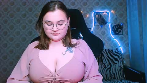 dreamforyoue2 online show from 12/17/25, 07:20