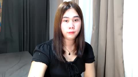 Snapshot of dreammegan chatting on 01/28/25, 01:05 Stacy DONT FORGET TO FOLLOW ME AND THUMBS UP my wife samgrg2 online show from 01/28/25, 01:05