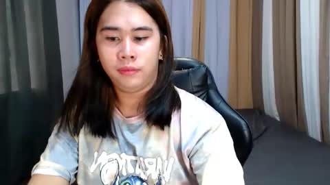 Snapshot of dreammegan chatting on 02/13/25, 02:34 Stacy DONT FORGET TO FOLLOW ME AND THUMBS UP my wife samgrg2 online show from 02/13/25, 02:34