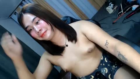 Snapshot of dreammegan chatting on 02/19/25, 07:59 Stacy DONT FORGET TO FOLLOW ME AND THUMBS UP my wife samgrg2 online show from 02/19/25, 07:59