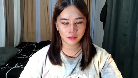 Snapshot of dreammegan chatting on 03/10/25, 05:18 Stacy DONT FORGET TO FOLLOW ME AND THUMBS UP my wife samgrg2 online show from 03/10/25, 05:18