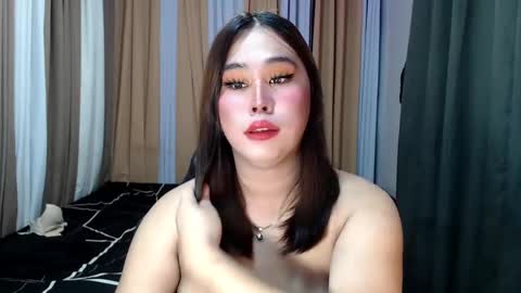 Snapshot of dreammegan chatting on 03/12/25, 09:45 Stacy DONT FORGET TO FOLLOW ME AND THUMBS UP my wife samgrg2 online show from 03/12/25, 09:45