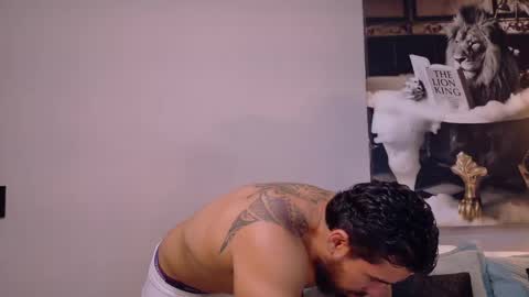 cris online show from 04/17/26, 12:24