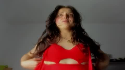 Elian Moreno Moore. online show from 07/08/26, 04:39
