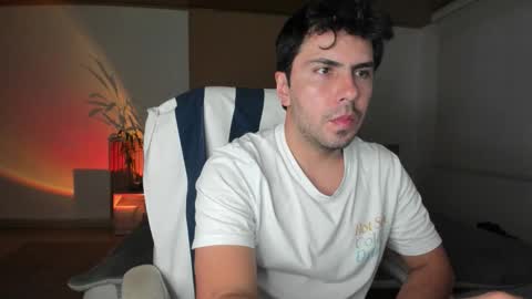 Diego online show from 11/21/25, 10:52