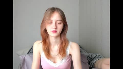dreamy_pollyyy online show from 02/16/26, 02:29