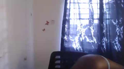 Snapshot of dreamy_wetpussy chatting on 06/01/26, 06:48 BEAUTY online show from 06/01/26, 06:48
