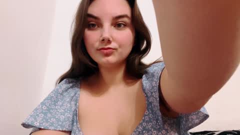 Mila online show from 12/01/24, 04:29