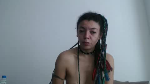 Snapshot of dreamylatina chatting on 11/11/25, 02:17 DreamyLatina online show from 11/11/25, 02:17