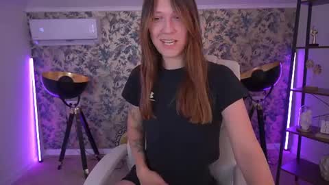 Lina online show from 07/25/26, 07:00